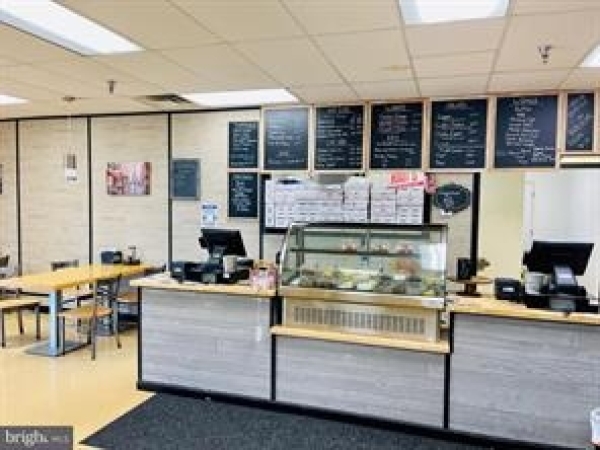 Listing Image #1 - Retail for sale at Mt. Hermon, Salisbury MD 21801