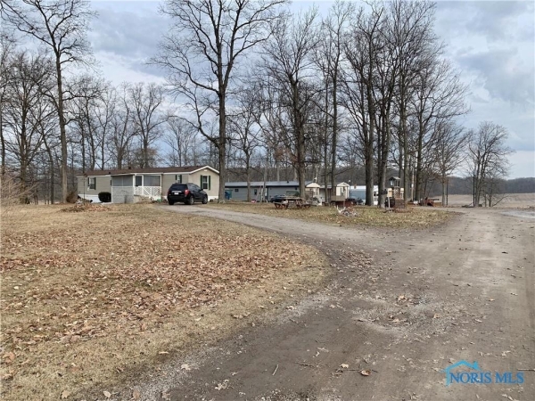Listing Image #3 - Multi-family for sale at 08705 US Hwy 6, Edgerton OH 43517