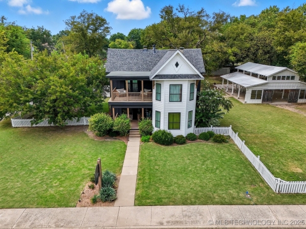 Listing Image #1 - Others for sale at 924 S Main Street, Broken Arrow OK 74012