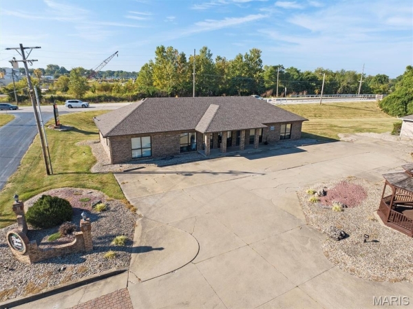 Listing Image #1 - Others for sale at 6455 Center Grove Road, Edwardsville IL 62025