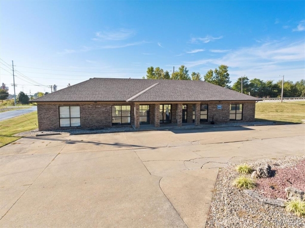 Listing Image #2 - Others for sale at 6455 Center Grove Road, Edwardsville IL 62025