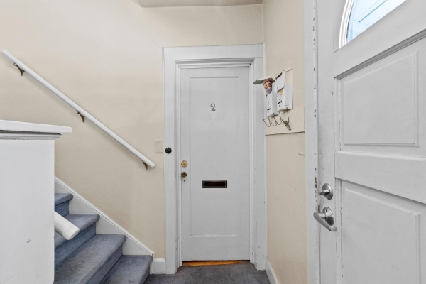 Listing Image #3 - Others for sale at 2533 Castro Way, Sacramento CA 95818