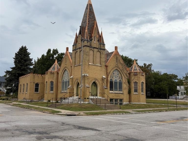 Listing Image #2 - Others for sale at 600 Henry Street, Alton IL 62002 Listing Image #2 - Others for sale at 600 Henry Street, Alton IL 62002