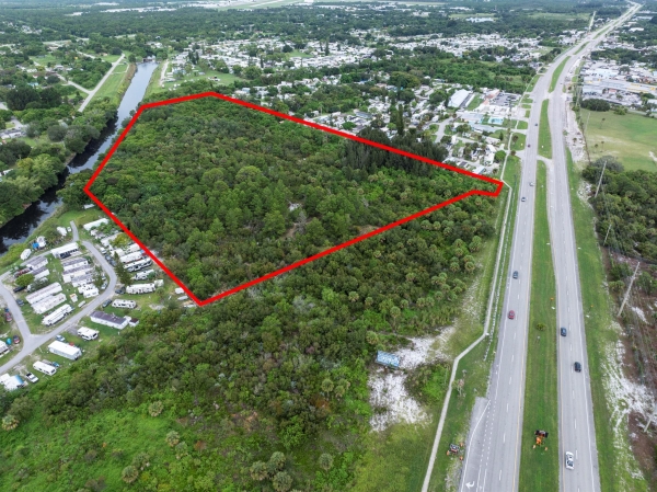Listing Image #1 - Land for sale at 2100 N Us Hwy 1, Fort Pierce FL 34945