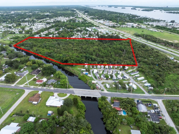 Listing Image #3 - Land for sale at 2100 N Us Hwy 1, Fort Pierce FL 34945