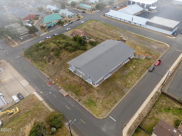 Listing Image #2 - Others for sale at 1025 NW Grove, Newport OR 97365