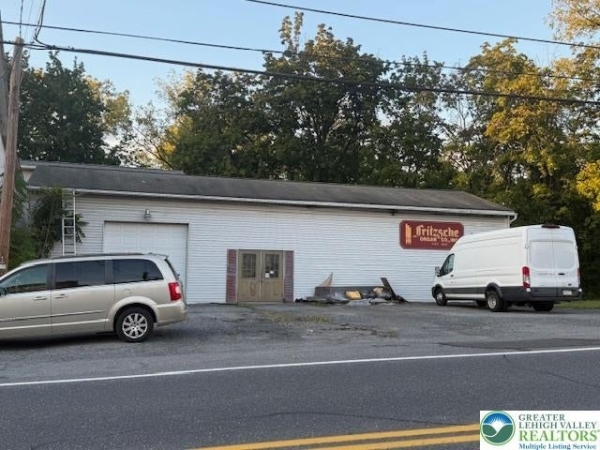 Listing Image #3 - Others for sale at 505 E Emmaus Avenue, Salisbury Twp PA 18103