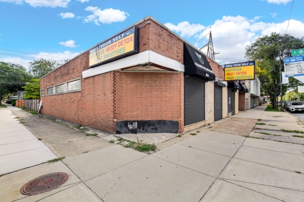 Listing Image #1 - Retail for sale at 8801 S Stony Island Ave, Chicagochichi IL 60617