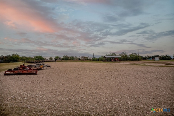 Listing Image #3 - Others for sale at 185 Fisher Road, Telferner TX 77988