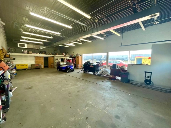 Listing Image #2 - Industrial for sale at 2105 E Avenue, Kearney NE 68847