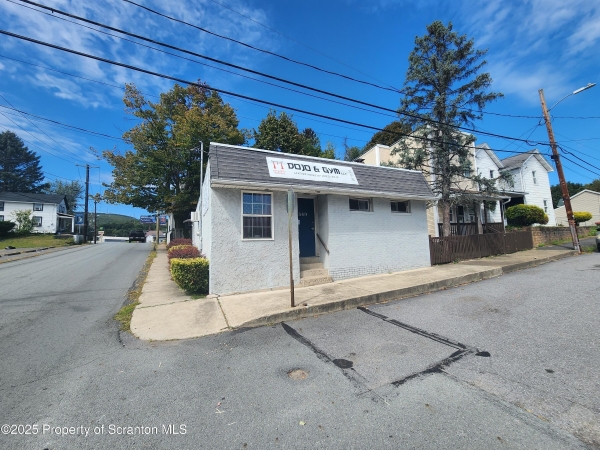 Listing Image #2 - Others for sale at 1849 Bloom Avenue, Scranton PA 18508
