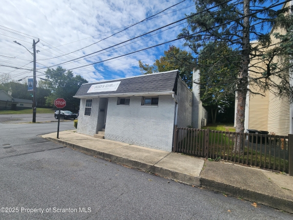 Listing Image #3 - Others for sale at 1849 Bloom Avenue, Scranton PA 18508