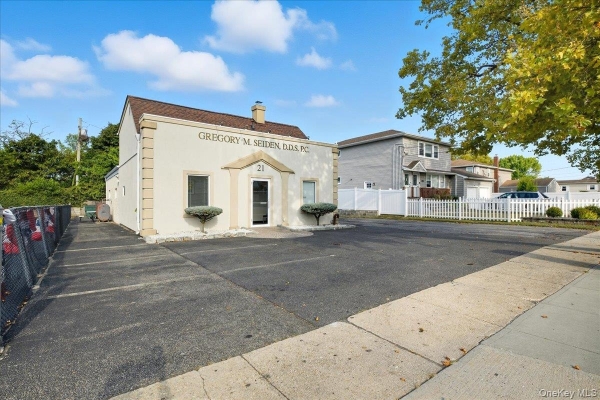 Listing Image #1 - Office for sale at 21 Division Avenue, Levittown NY 11756 Listing Image #1 - Office for sale at 21 Division Avenue, Levittown NY 11756