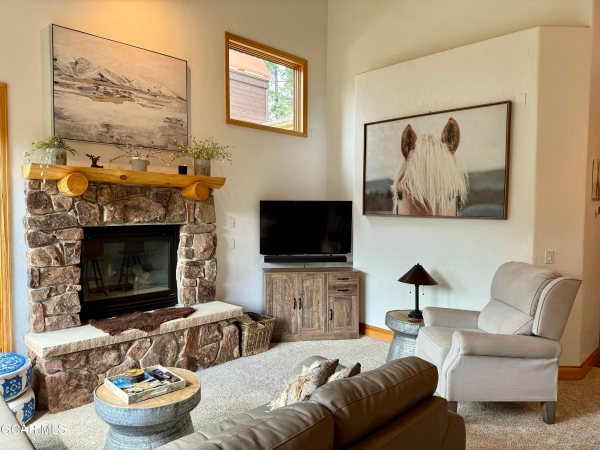 Listing Image #2 - Multi-family for sale at 105 MOUNTAIN LODGE Way, Winter Park CO 80482