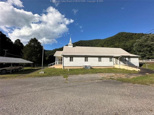 Listing Image #3 - Others for sale at 42414 Pond Fork Rd., Twilight WV 25208