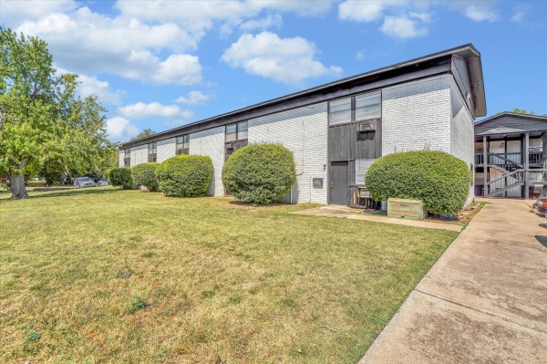 Listing Image #1 - Multi-family for sale at 1309 NW Baldwin Ave, Lawton OK 73507