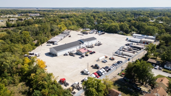 Listing Image #1 - Industrial for sale at 1781 E Risser St., Kankakee IL 60901