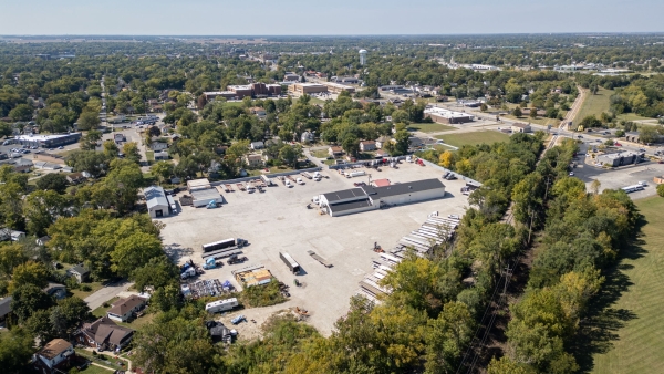 Listing Image #2 - Industrial for sale at 1781 E Risser St., Kankakee IL 60901