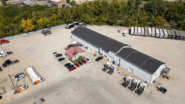 Listing Image #3 - Industrial for sale at 1781 E Risser St., Kankakee IL 60901