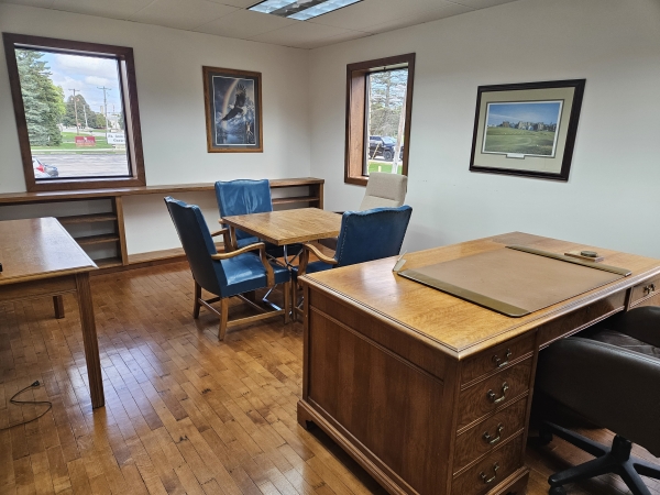 Listing Image #3 - Office for sale at 350 St. Andrews, Saginaw MI 48638