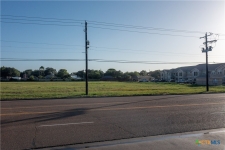 Listing Image #3 - Others for sale at 4406 Houston Highway, Victoria TX 77901