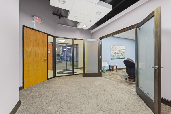 Listing Image #2 - Office for sale at 822 Kumho Dr. Suite 201, Fairlawn OH 44333