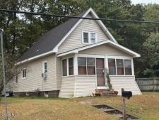 Listing Image #2 - Multi-family for sale at 2621 Curry Road, Rotterdam NY 12303