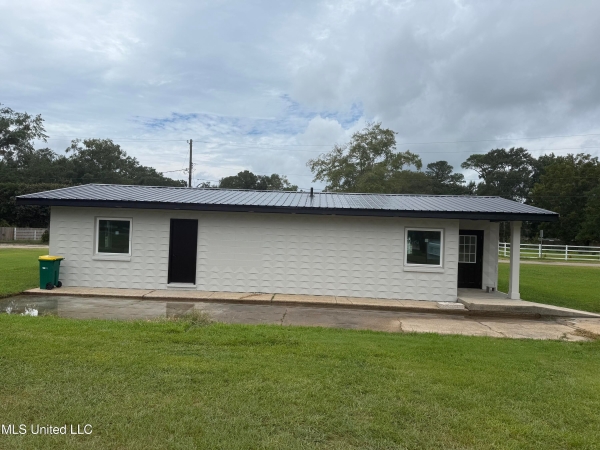 Listing Image #1 - Others for sale at 3275 W Racetrack Road, D'Iberville MS 39540
