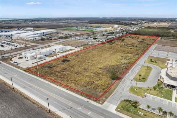 Listing Image #2 - Others for sale at 4735 Wildcat Dr, Portland TX 78374