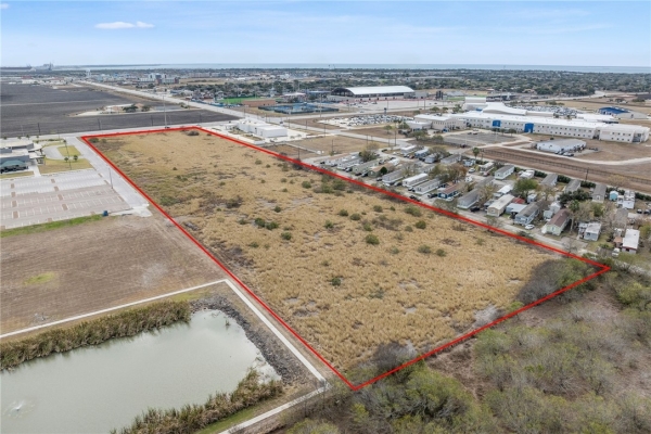 Listing Image #3 - Others for sale at 4735 Wildcat Dr, Portland TX 78374