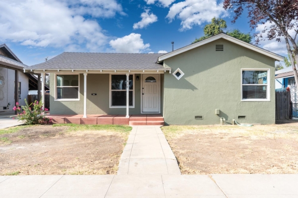 Listing Image #1 - Others for sale at 612 N G Street, Madera CA 93637