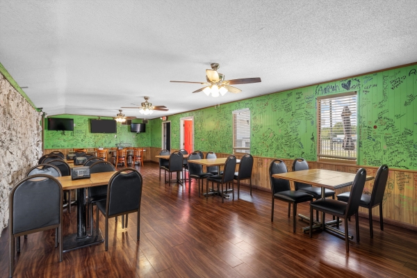 Listing Image #3 - Retail for sale at 417 N Lacy Dr, Waco TX 76705