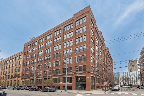Listing Image #1 - Office for sale at 921 W Van Buren Street , 2D, Chicago IL 60607 Listing Image #1 - Office for sale at 921 W Van Buren Street , 2D, Chicago IL 60607