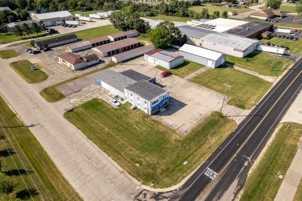 Listing Image #2 - Others for sale at 1150 E Inman Parkway, Beloit WI 53511