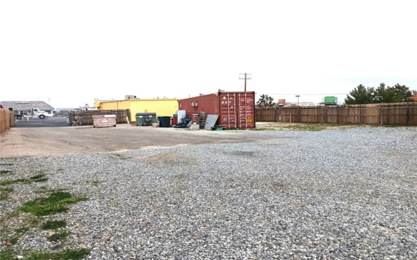 Listing Image #3 - Others for sale at 14333 Main Street, Hesperia CA 92345