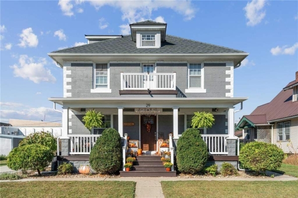 Listing Image #1 - Others for sale at 29 N 5th St N, Centralcity IA 52214
