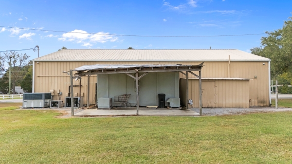 Listing Image #3 - Others for sale at 2040 Slatestone Road, Washington NC 27889