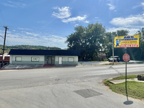Listing Image #1 - Others for sale at 1329 Broadway, Hannibal MO 63401