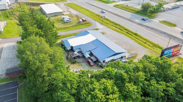 Listing Image #3 - Office for sale at 4821 S Hwy 27, Somerset KY 42501