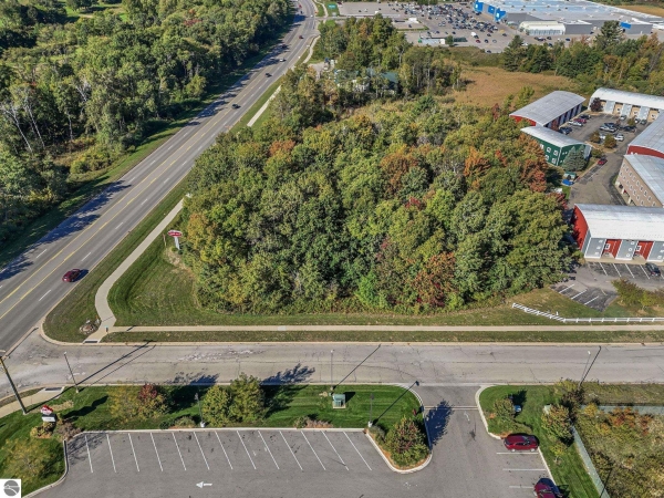 Listing Image #2 - Retail for sale at 00 Perry Street, Big Rapids MI 49307
