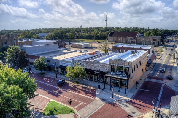 Listing Image #3 - Retail for sale at 124 Main St, Sulphur Springs TX 75482