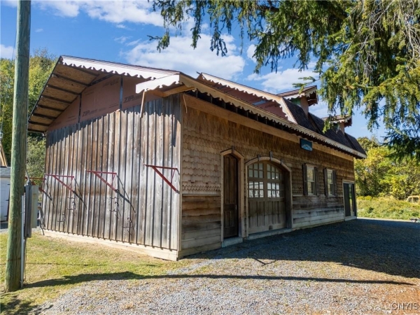 Listing Image #3 - Others for sale at 2985 Mill Place, Paris NY 13456