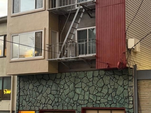 Listing Image #2 - Others for sale at 4150 Cesar Chavez Street, San Francisco CA 94131