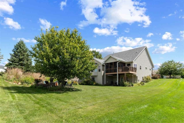 Listing Image #2 - Others for sale at 110 Willow Ln, Northliberty IA 52317
