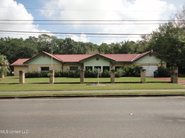 Listing Image #1 - Others for sale at 1916 Ladnier Road, Gautier MS 39553