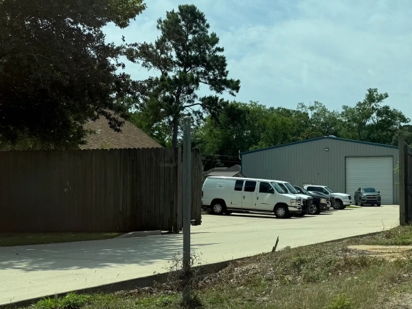 Listing Image #1 - Industrial for sale at 111 Pear Street, Covington LA 70433