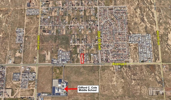 Listing Image #1 - Industrial for sale at 3301 E Avenue I, Lancaster CA 93535