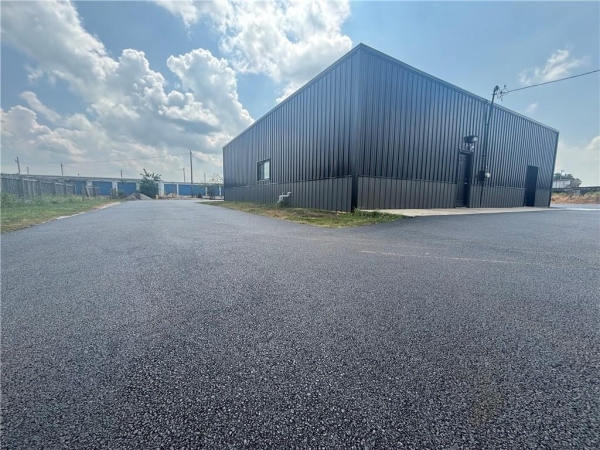 Listing Image #3 - Others for sale at 1937 Maple Ave, Mattoon IL 61938