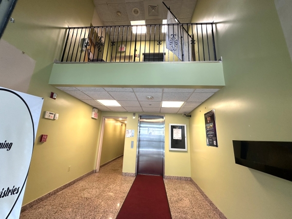 Listing Image #2 - Others for sale at 425 S Jefferson St, Essex, City Of Orange Township NJ 07050