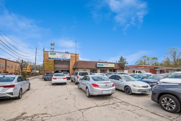 Listing Image #1 - Industrial for sale at 11625 S Ridgeland Ave, Alsip IL 60803